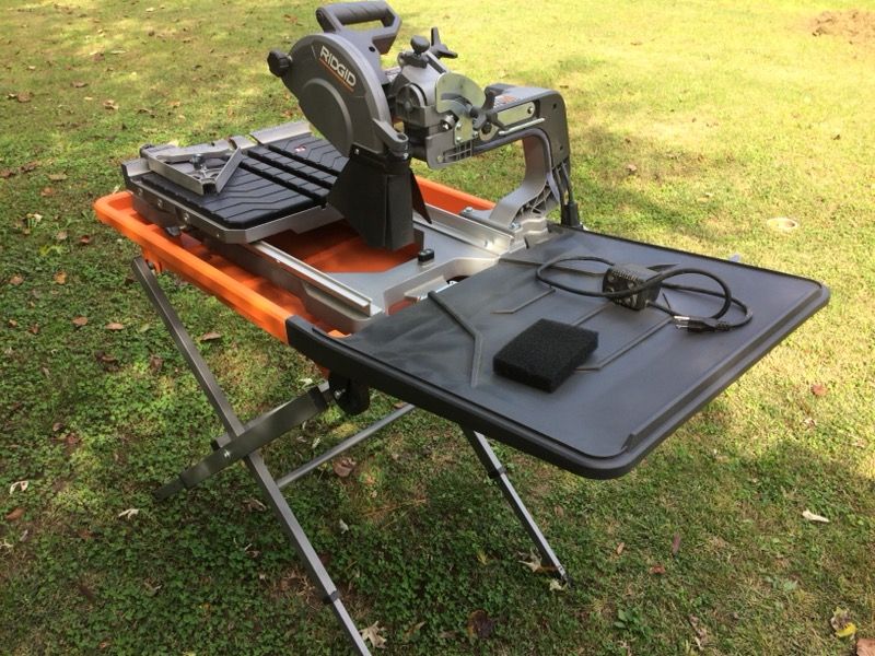 NEW* RIDGID Wet Tile Saw