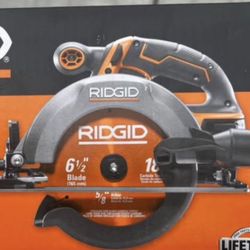 RIDGID 18V 6-1/2 IN. CIRCULAR SAW KIT