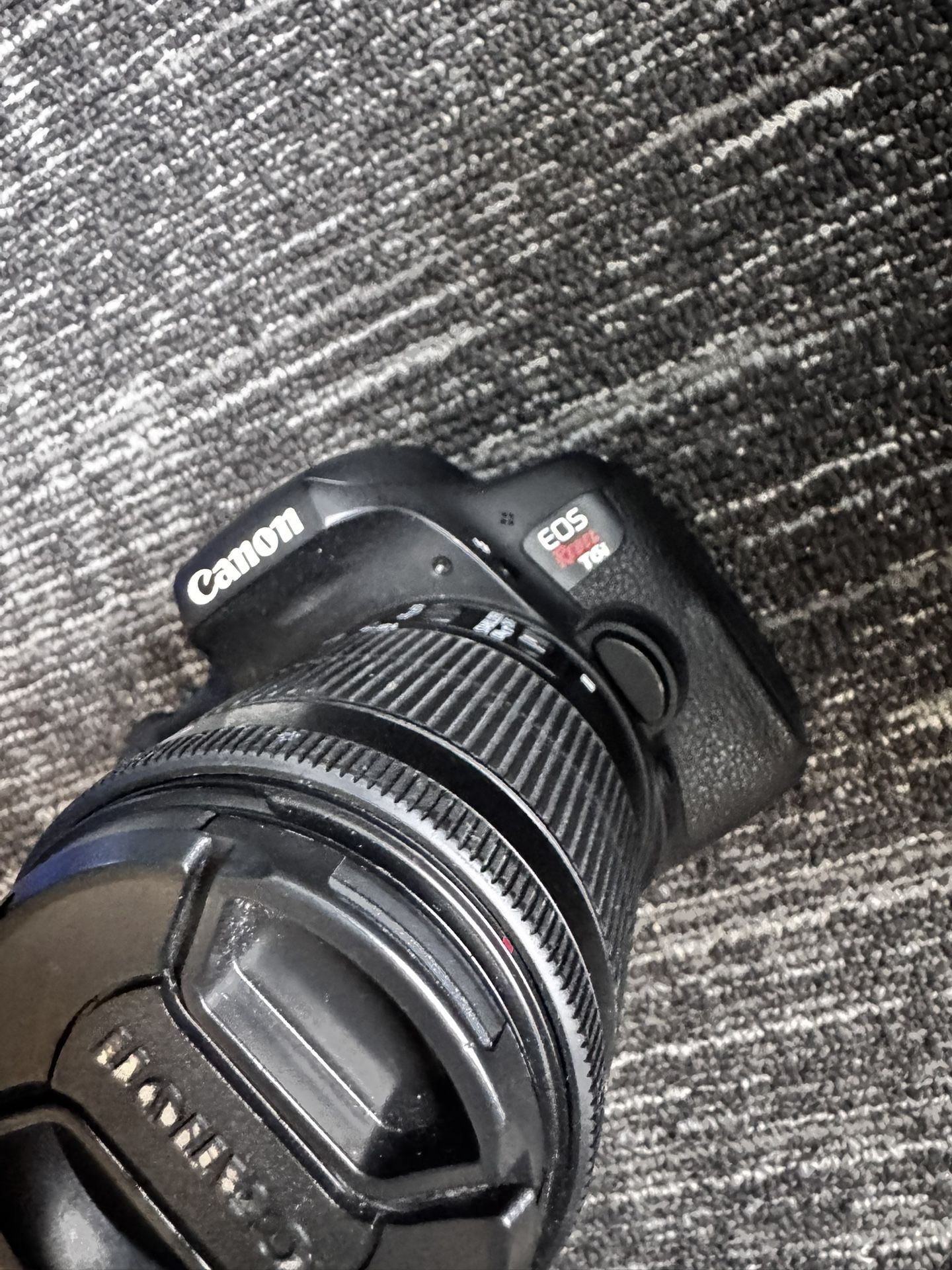 Canon EOS Rebel T6i DSLR
