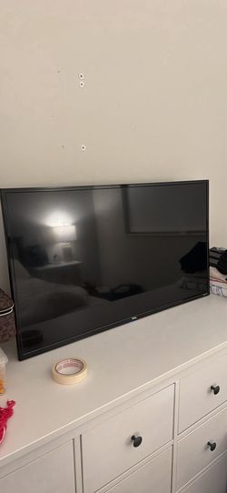 TCL Roku tv 40”
