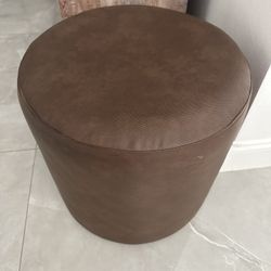 Brown Ottoman- PRICE IS NEGOTIABLE!!