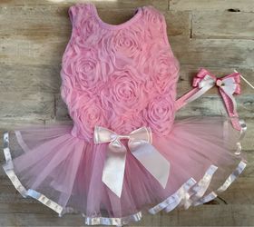 Girls dress (6 months)