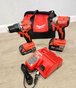 Milwaukee 18V Brushless Compact Drill and 3 Speed Impact Driver KIT