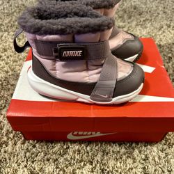 New Nike Flex Advance Boot Toddler size 7C