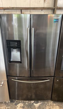 Samsung French Door Refrigerator Fridge With Ice Maker 

