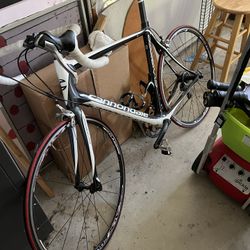 Canondale Road Bike, Carbon Fiber