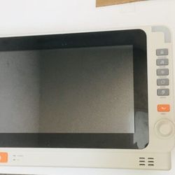 Portable 10” Multi-Parameter Patient Monitor – For Parts or repair