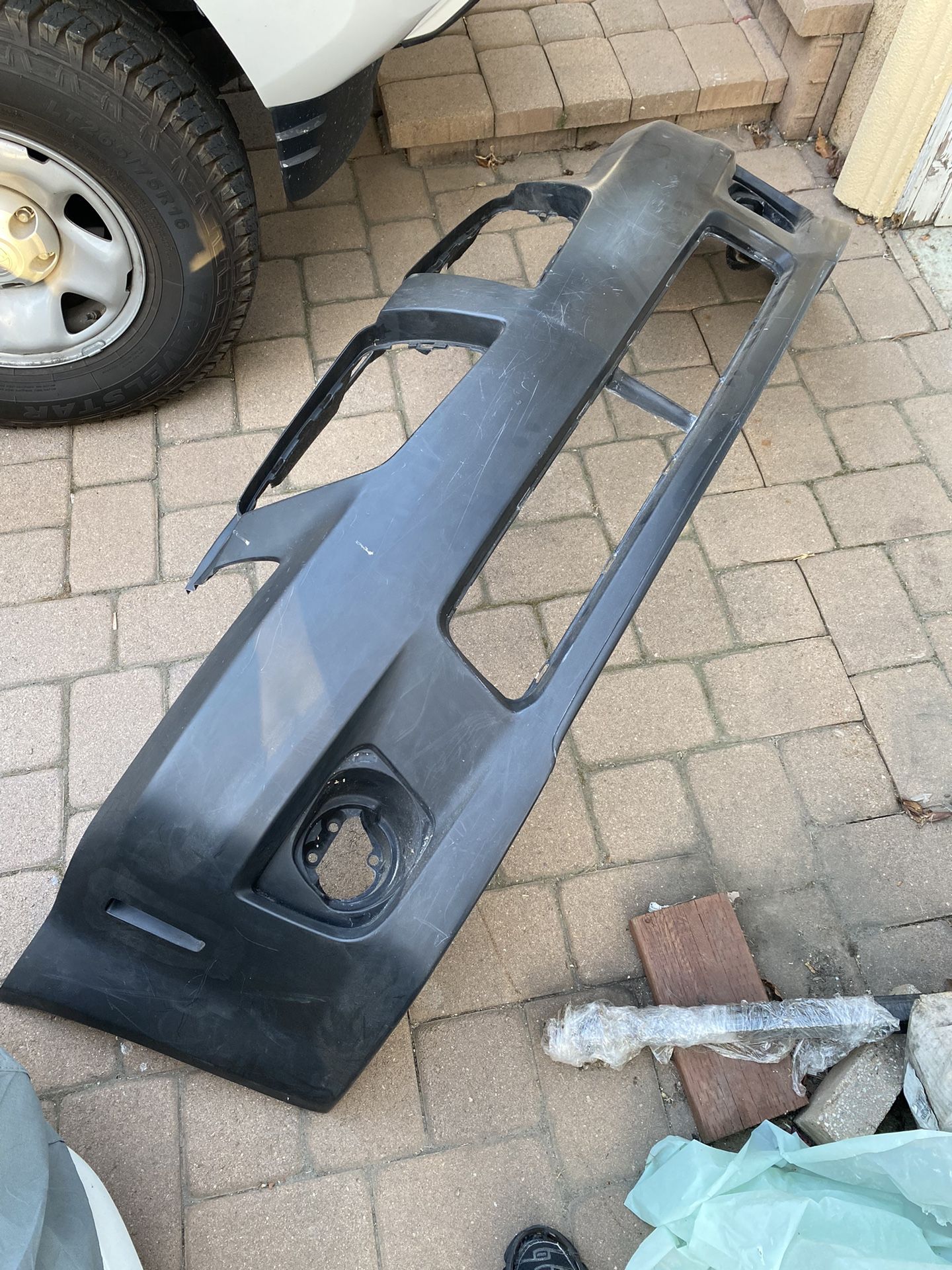 Pontiac G8 GT GXP Bumper