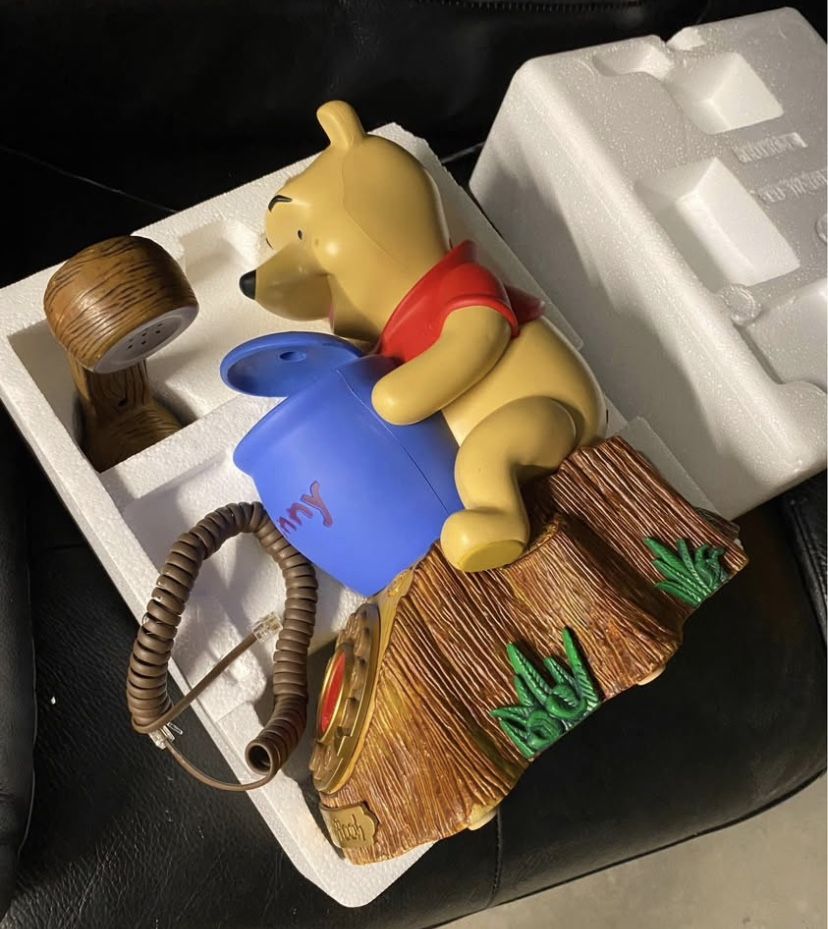Vintage Winnie the Pooh animated telephone