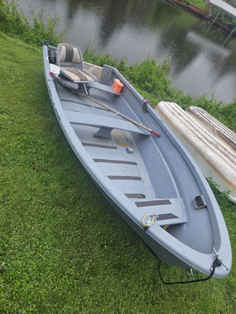 12 Foot Fishing Boat
