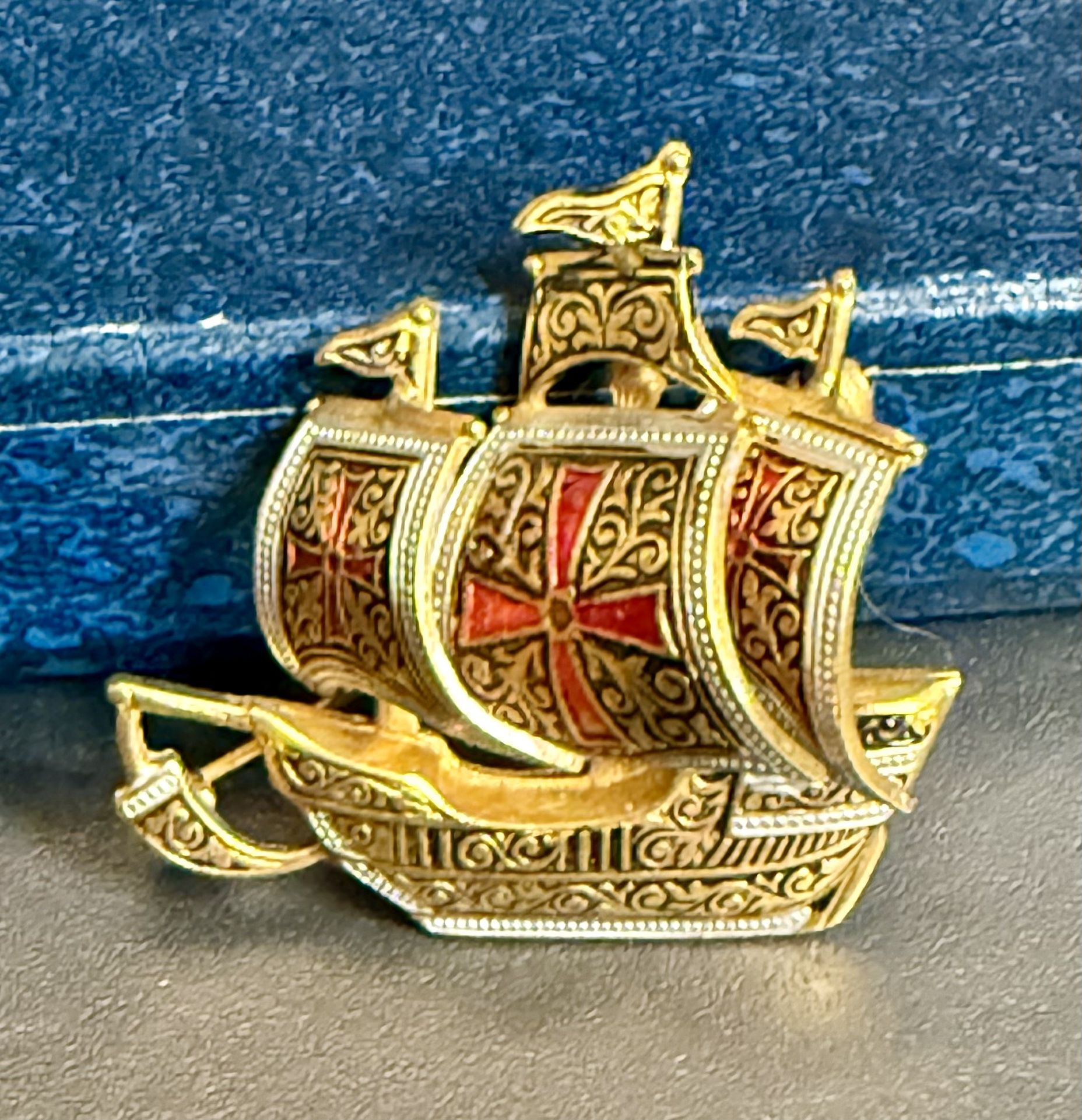 Vintage Damascene Spanish Galleon Ship Pin Brooch Gold Tone Signed Spain