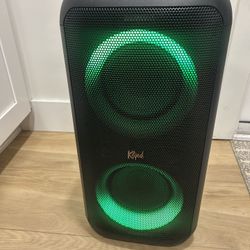 Klipsch Gig XXL portable Bluetooth Speaker Guitar And Microphone Plug