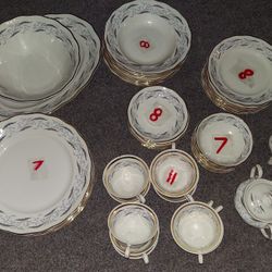 53 Piece China Set