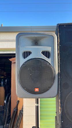 JBL EON