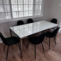 Dining table and 6 chairs set | Delivery Available