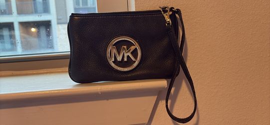 Michael Kors Clutch