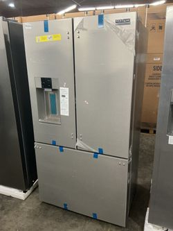 Frigidaire PRFC2383AF French Door Refrigerator (Open Box / Scratch & Dent)