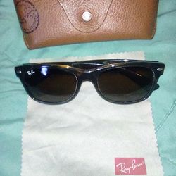 RAY BAN NEW WAYFARER UNISEX SUNGLASSES