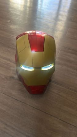 Iron Man helmet- wearable, gold and red