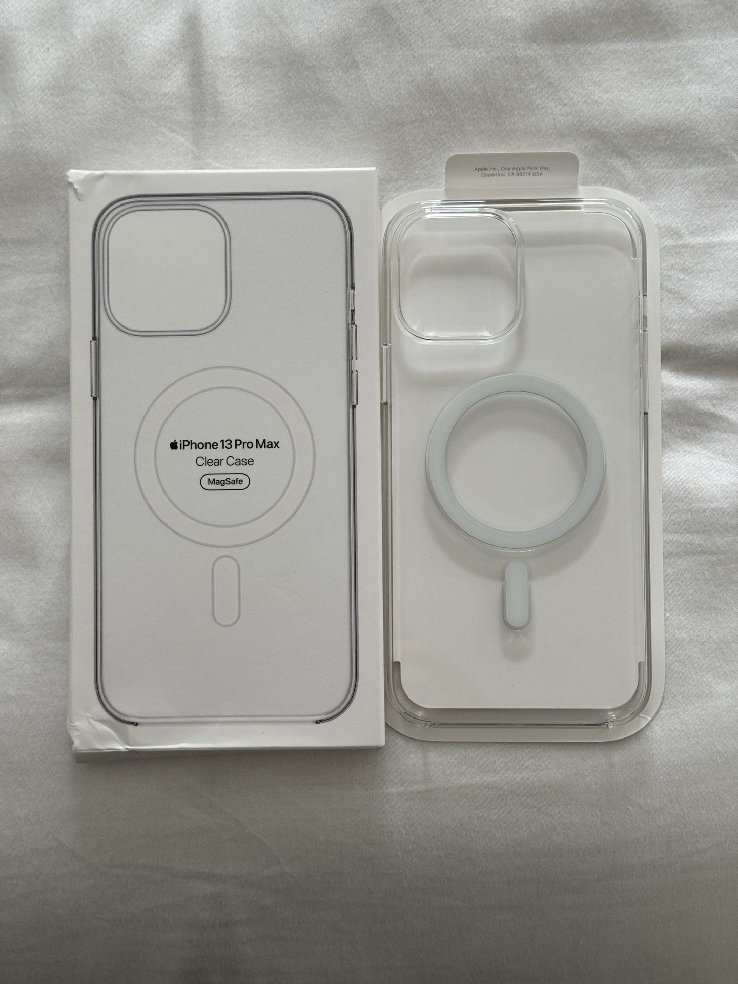 Apple iPhone 13 Pro Max Clear Case MagSafe 