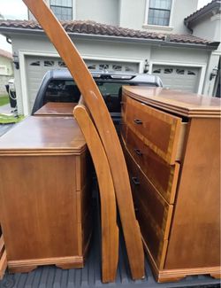 Queen size bedroom set