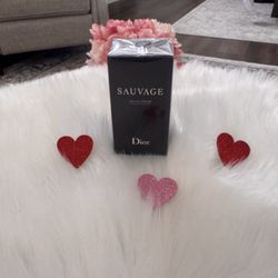 New Dior Sauvage Eau de Parfum 
