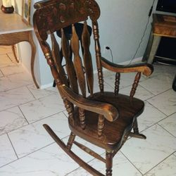 Classic Solid Antique Rocking Chair