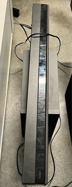 Soundbar with subwoofer