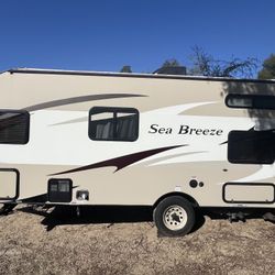 2018 Sea Breeze Mini Lite Pacific Coach works
