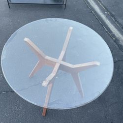 West Elm Dinning Table 