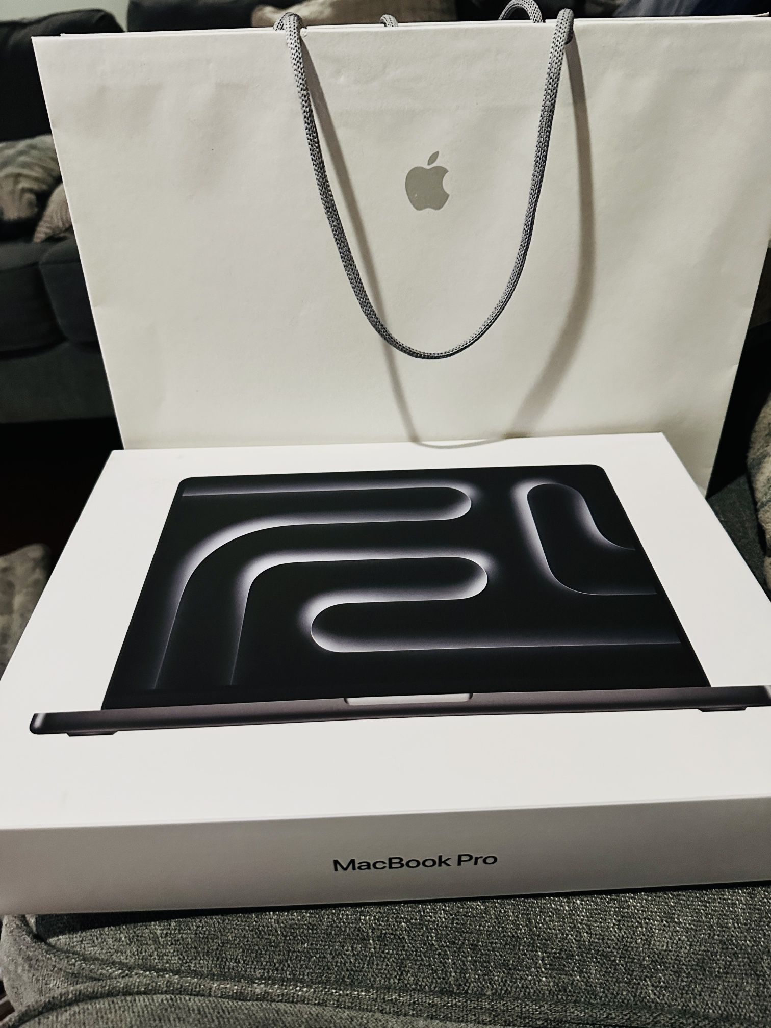MacBook Pro BOX ONLY