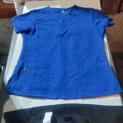 Scrub Tops Medium
