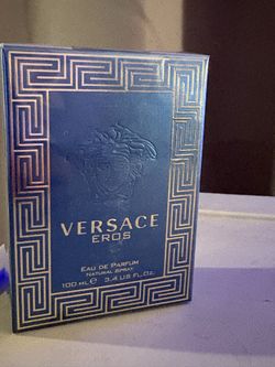 VERSACE