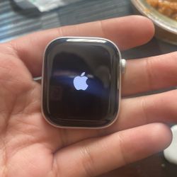 Apple Watch Series 11 WR-50 M