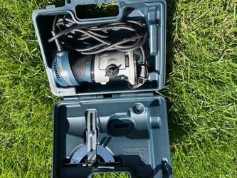 Bosch  Corded Jigsaw w/ Hard Case  – Excellent Condition