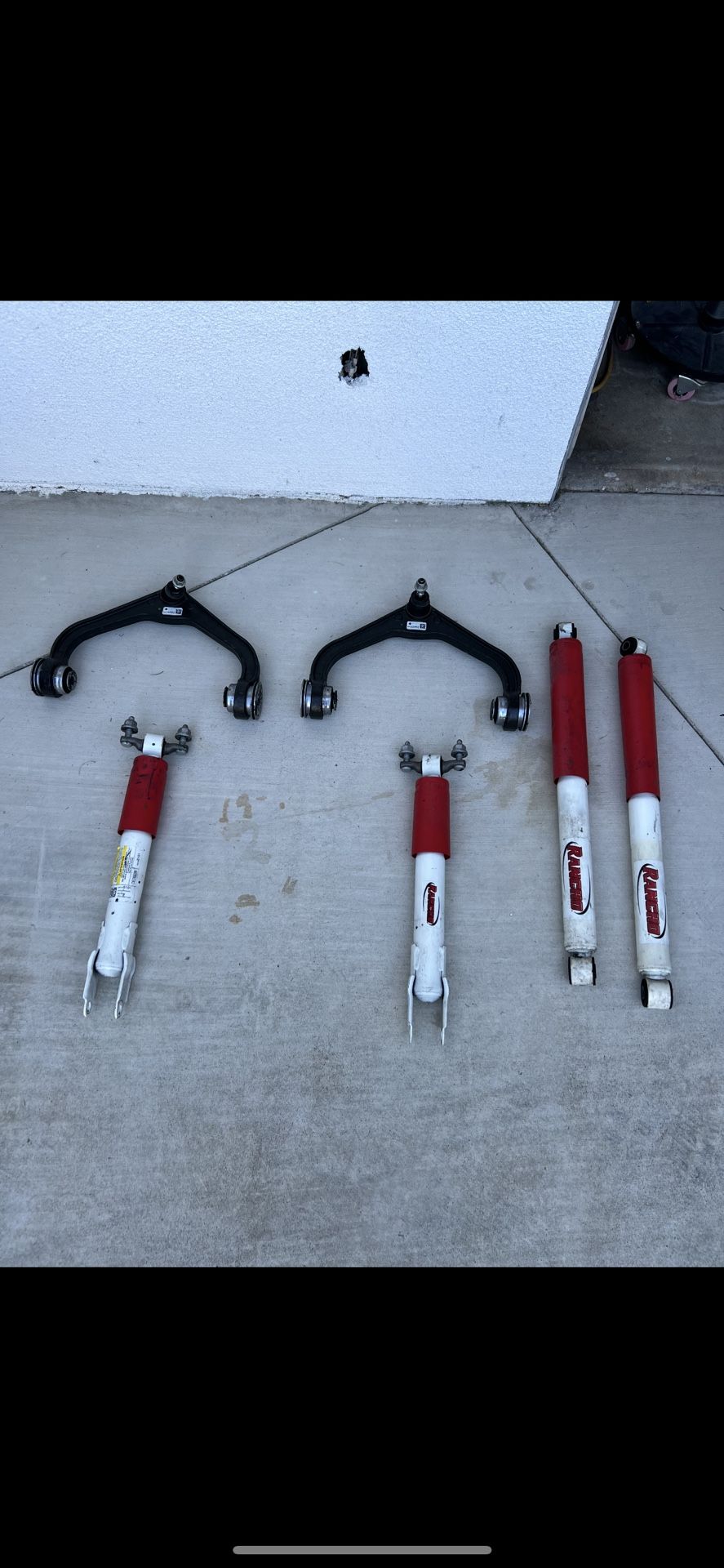 2024 Chevy Silverado 3500HD Front Upper Control Arms