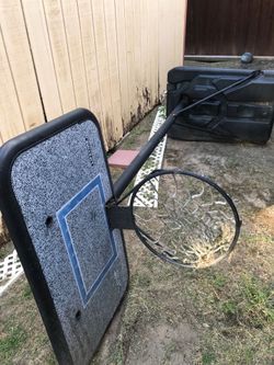 Lifetime 44” basketball hoop