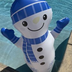 Free inflatable snowman pool float  