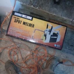 240 Volt Chicago Electric Spot Welder