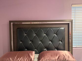 Light up Queen Bedframe