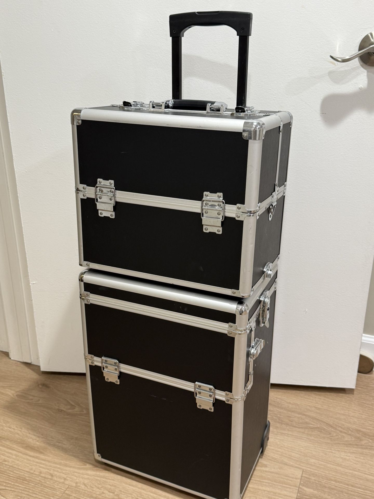 2 In 1 Rolling Makeup Case With Wheels