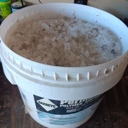 40 Pounds Of Salt For Melting Ice 