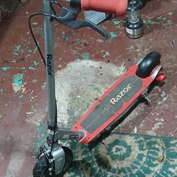 RAZOR SCOOTER