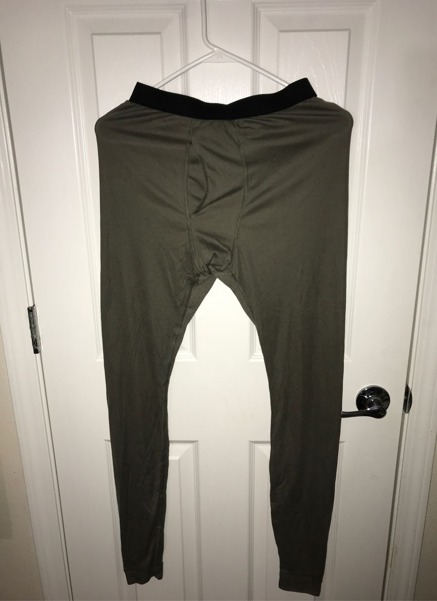 3 PATAGONIA CAPILENE BOTTOMS (M) WITH TAGS