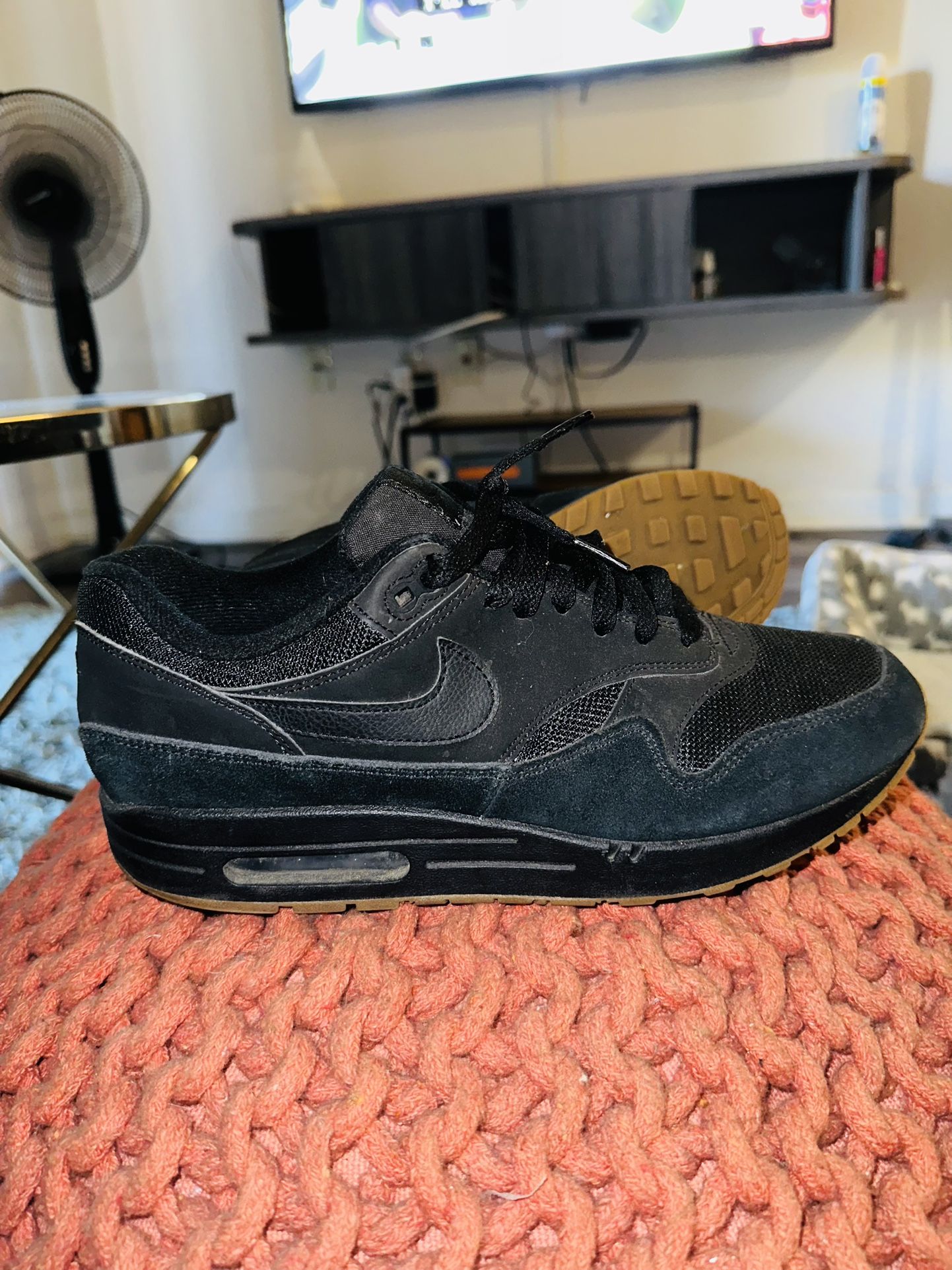 RARE Nike Air Max Premium Triple Black Gum Mens Shoes AH8145 007