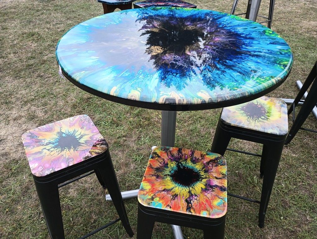 Table And Barstools 