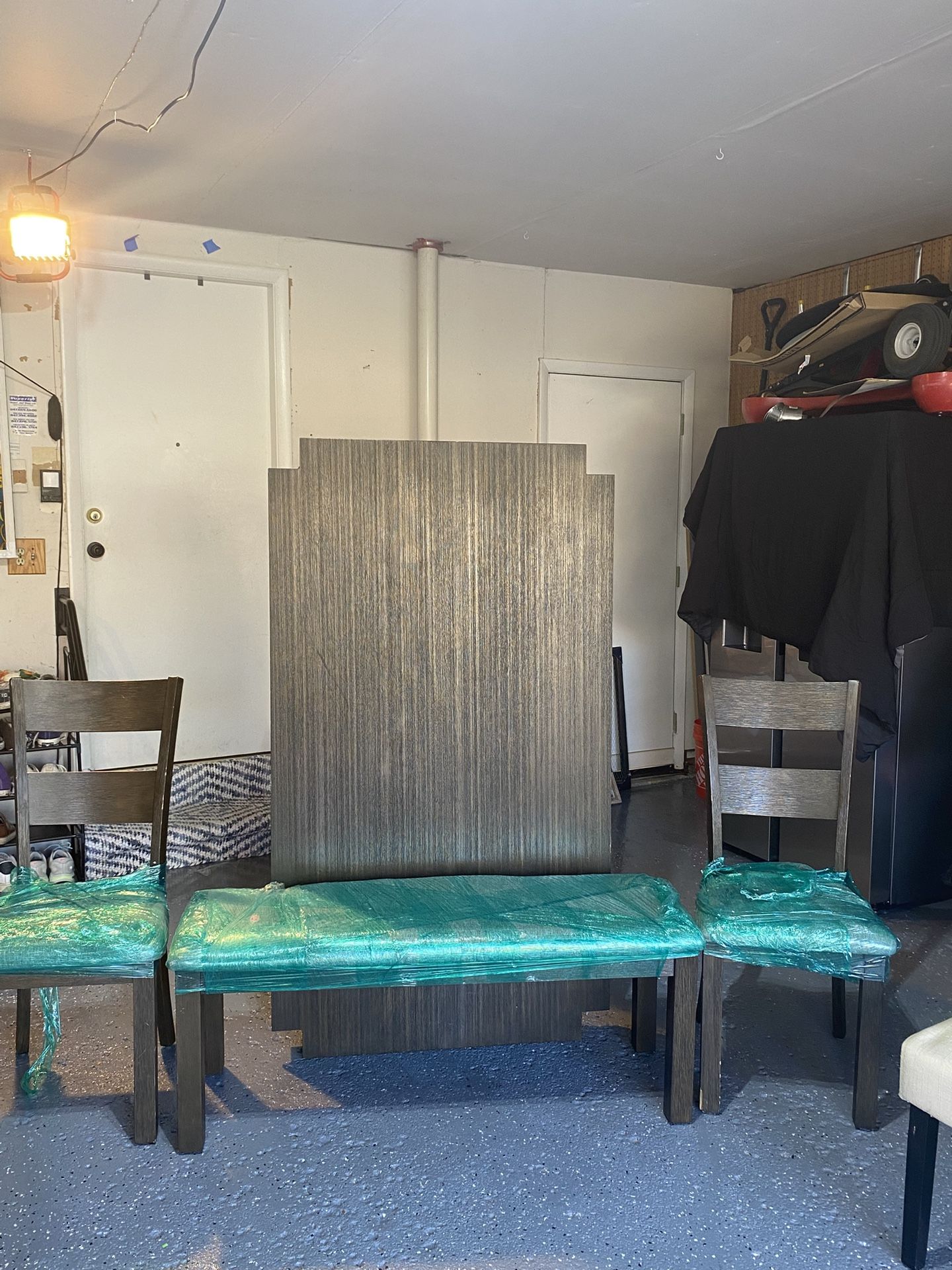 Kitchen Table And Chairs