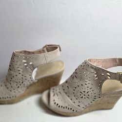 MARC FISHER (HARLEA WEDGE SANDAL) WOMENS SIZE 8.5M New