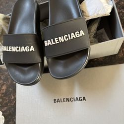 Balenciaga Slides