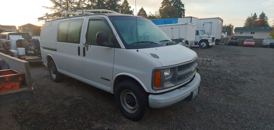 1999 Chevrolet Express Cargo